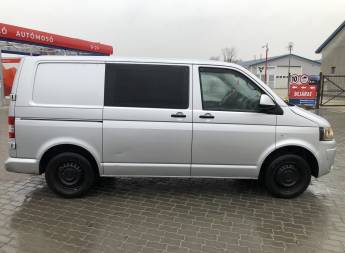 VOLKSWAGEN Transporter T5 